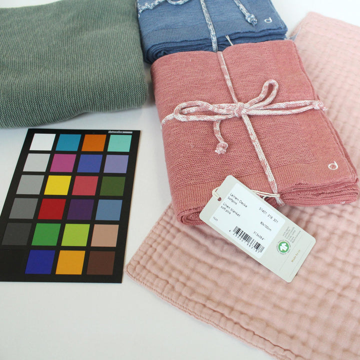 Disana linen blankets color card