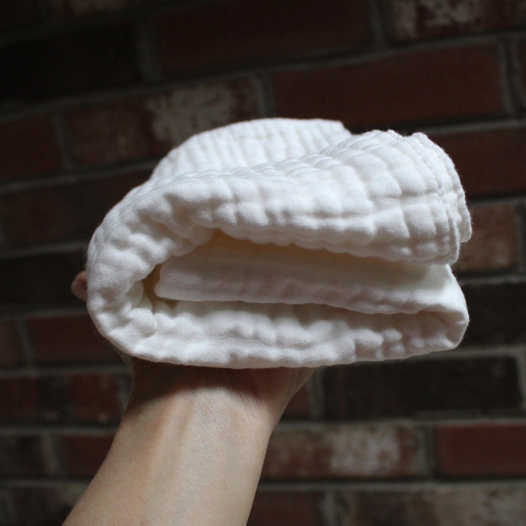 changingcloth-hand-1800.jpg?v=