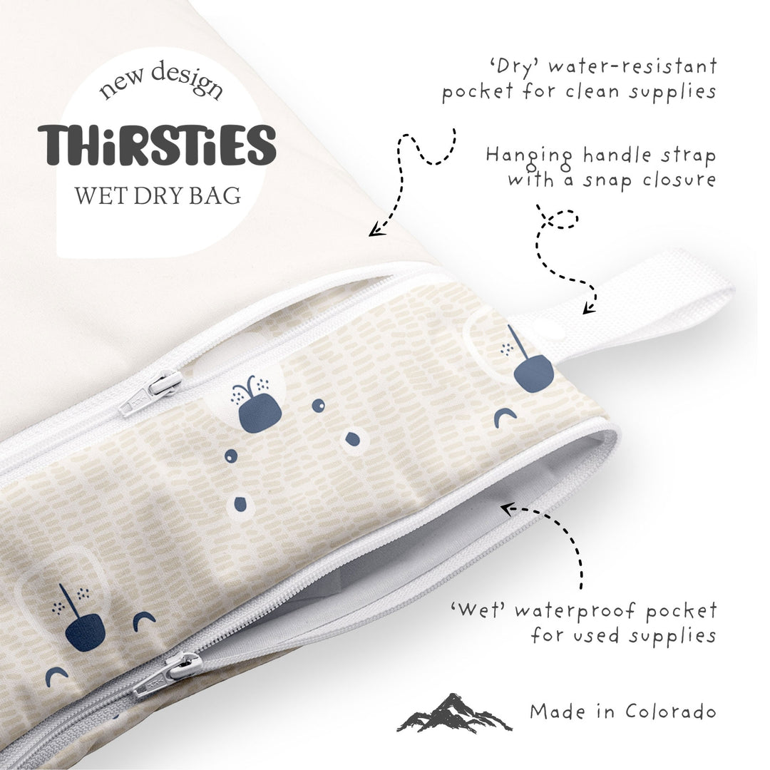 Thirsites Wet Dry bag two pocket cloth diaper storage bag close up of zipper