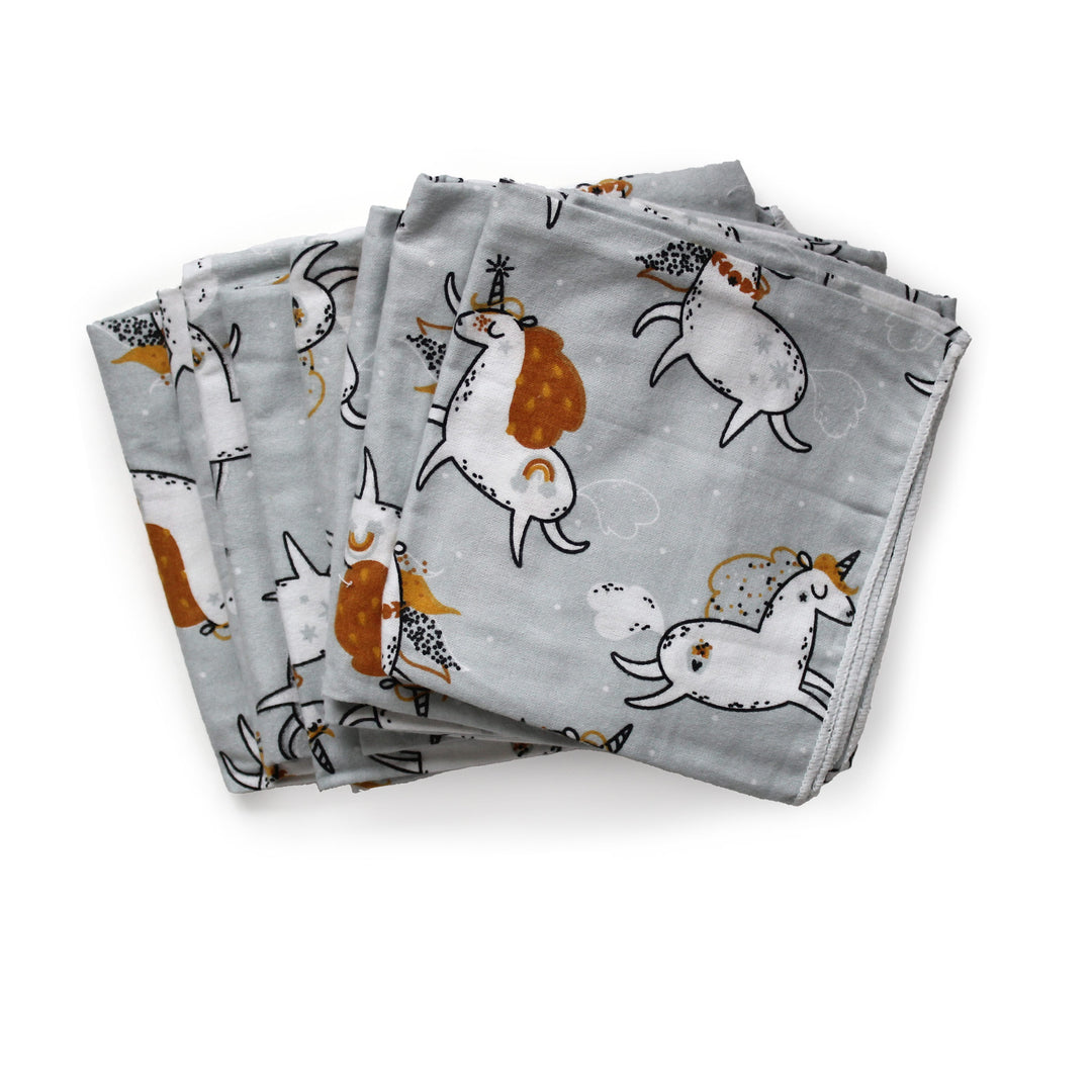 Fabric Bundle of Eight - A Quilter's Dream