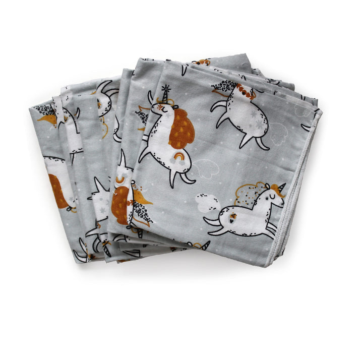 Fabric Bundle of Eight - A Quilter's Dream